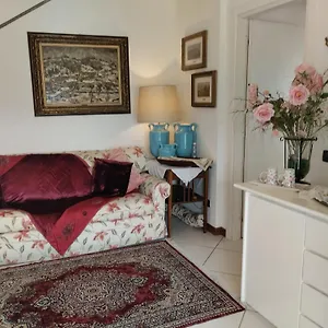 Tosca House 2 Varenna