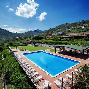 'a Nuciara Park & Furci Siculo